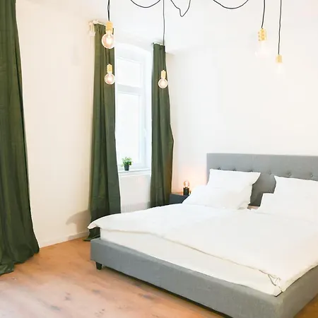 Apartment 80qm In Zentral Gelegen Mit Hohen Decken - Beuys - Krefeld