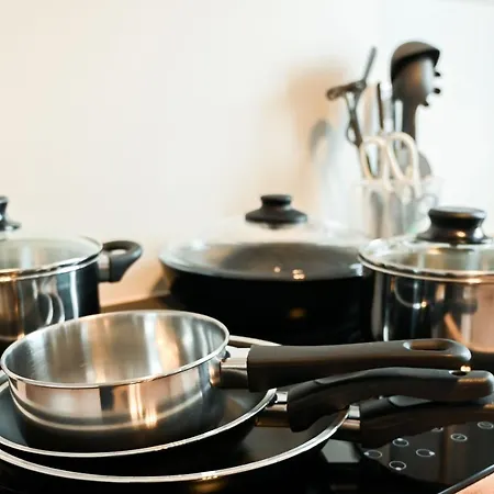 80qm In Zentral Gelegen Mit Hohen Decken - Beuys - * Krefeld