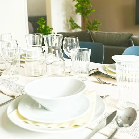 Apartment 80qm In Zentral Gelegen Mit Hohen Decken - Beuys - *