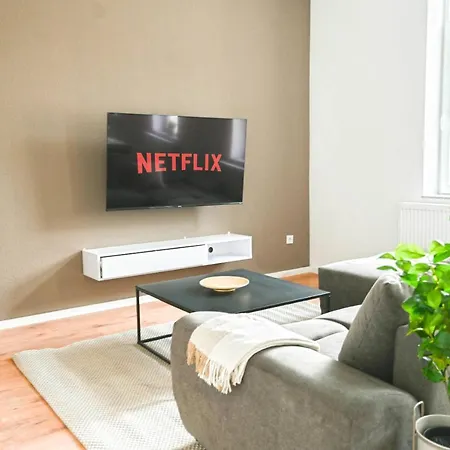 80qm In Zentral Gelegen Mit Hohen Decken - Beuys - Apartment