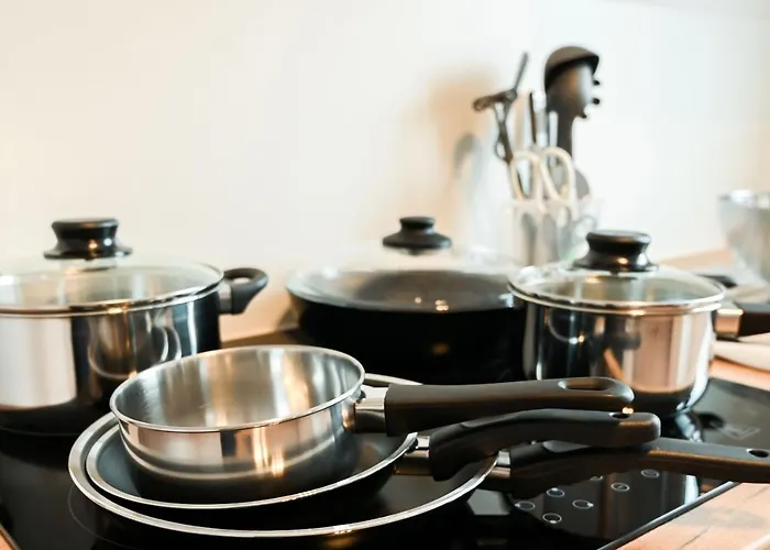 80qm In Zentral Gelegen Mit Hohen Decken - Beuys - * Krefeld