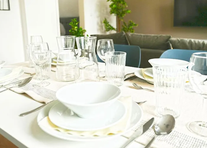 Apartment 80qm In Zentral Gelegen Mit Hohen Decken - Beuys - *